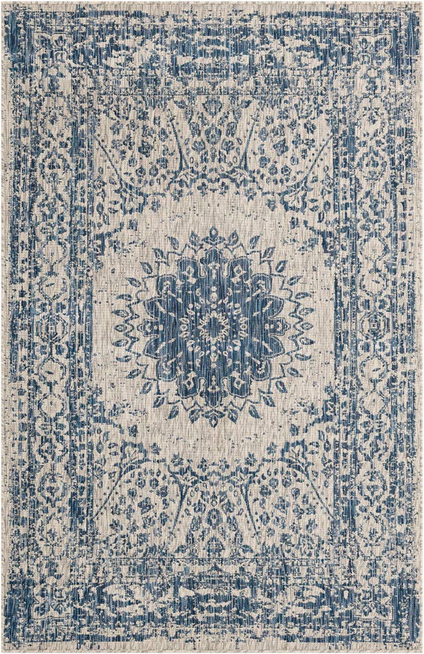 Detail image of 5' 3 x 8' Easy-Clean Traditional Indoor / Outdoor Rug