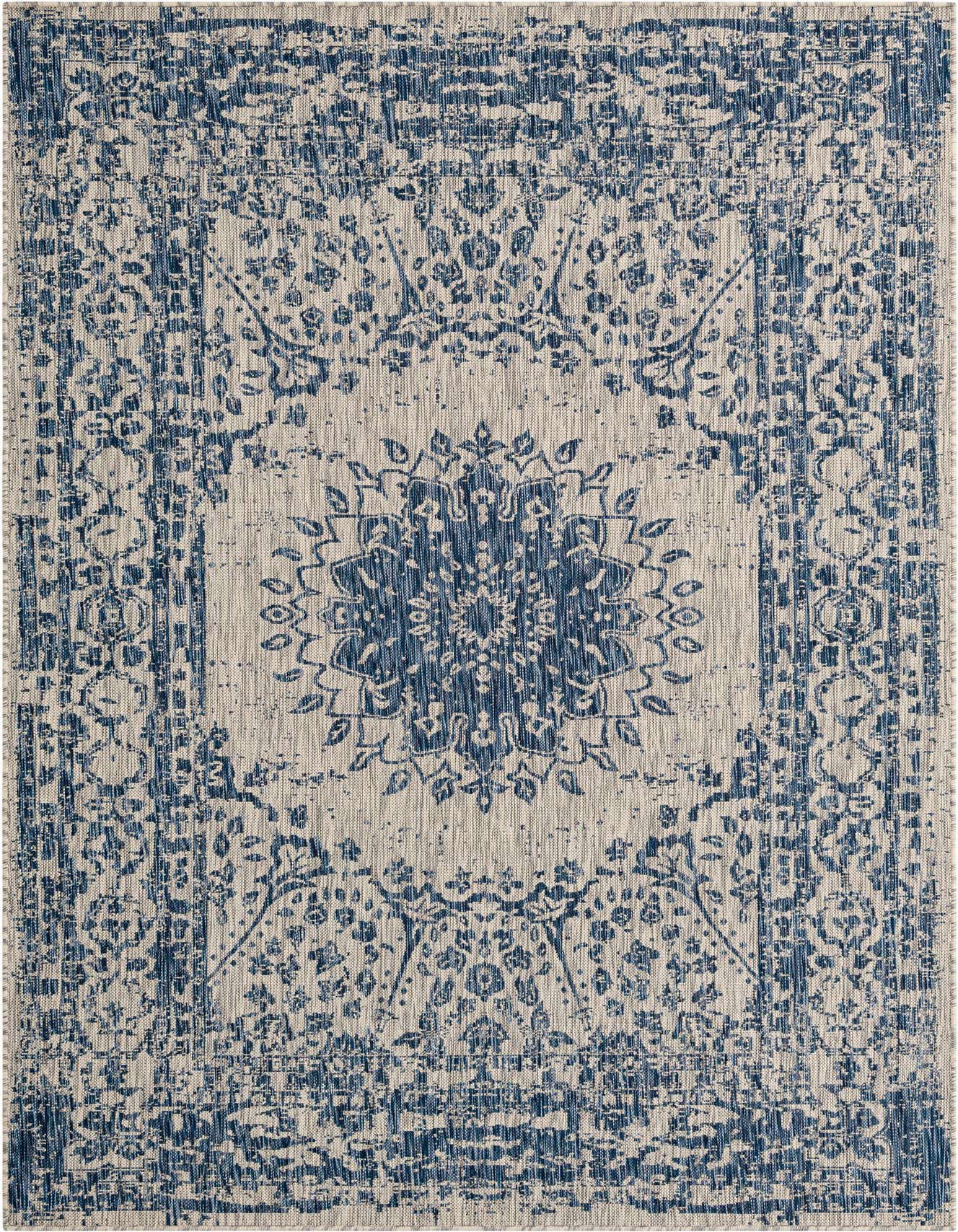 6' x 9' Easy-Clean Traditional Indoor / Outdoor Rug