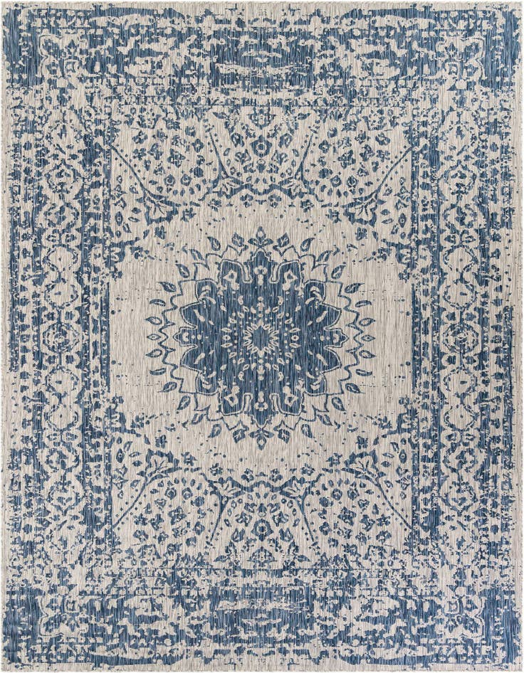 Detail image of 9' x 12' Easy-Clean Traditional Indoor / Outdoor Rug