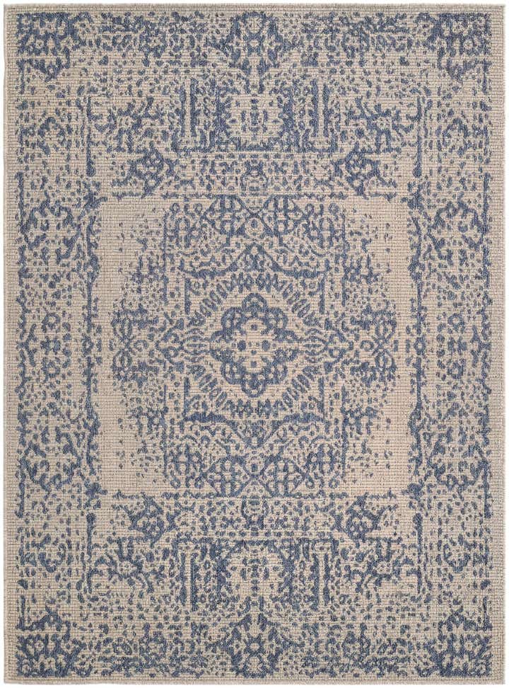 5' 3 x 7' Easy-Clean Traditional Indoor / Outdoor Rug