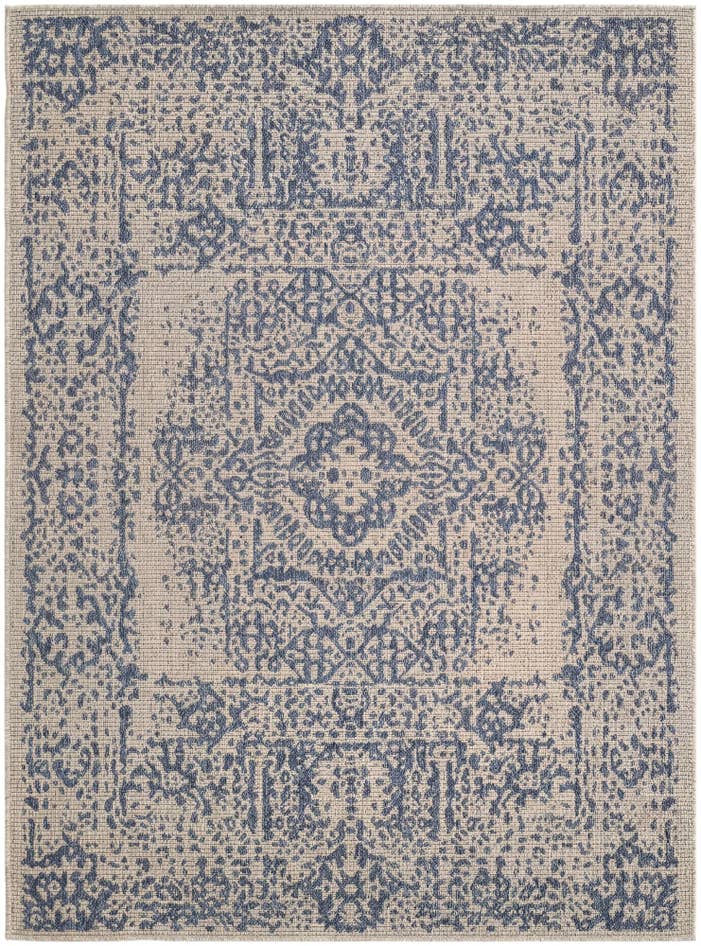 Detail image of 5' 3 x 7' Easy-Clean Traditional Indoor / Outdoor Rug