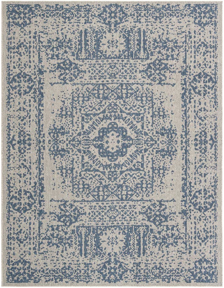 Detail image of 7' 10 x 10' Easy-Clean Traditional Indoor / Outdoor Rug