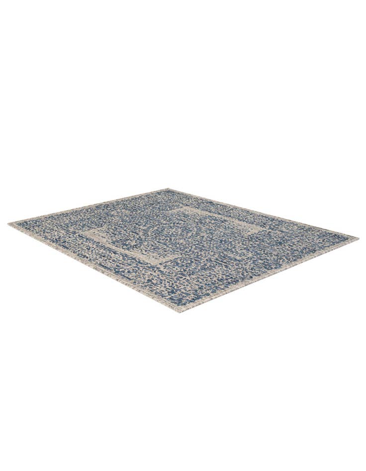 Detail image of 3' 7 x 4' 6 Easy-Clean Traditional Indoor / Outdoor Rug