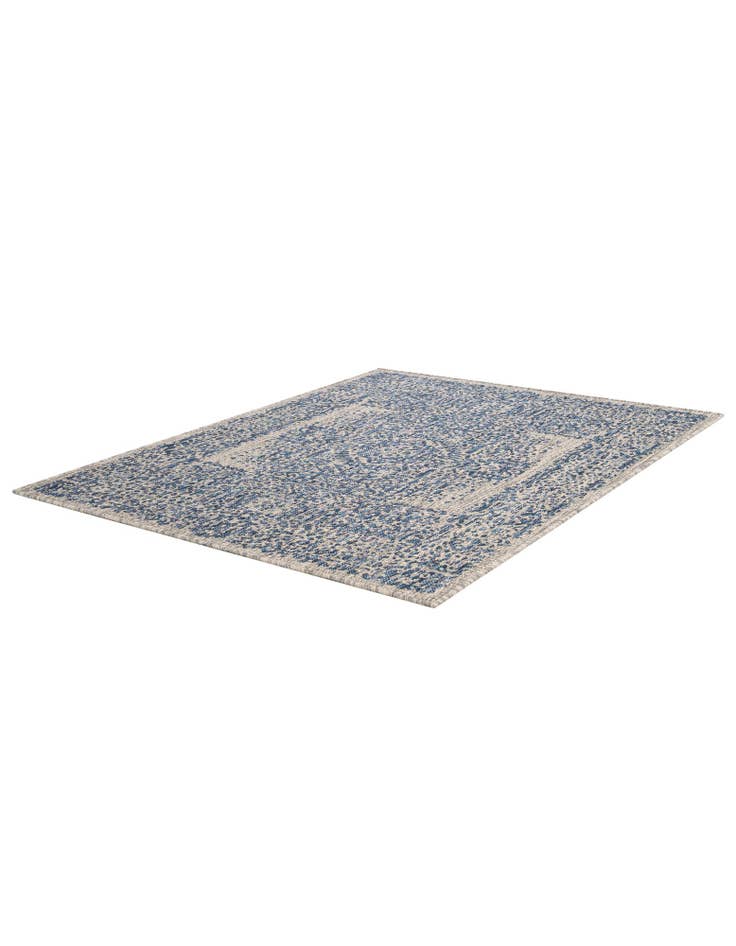 Detail image of 3' 7 x 4' 6 Easy-Clean Traditional Indoor / Outdoor Rug
