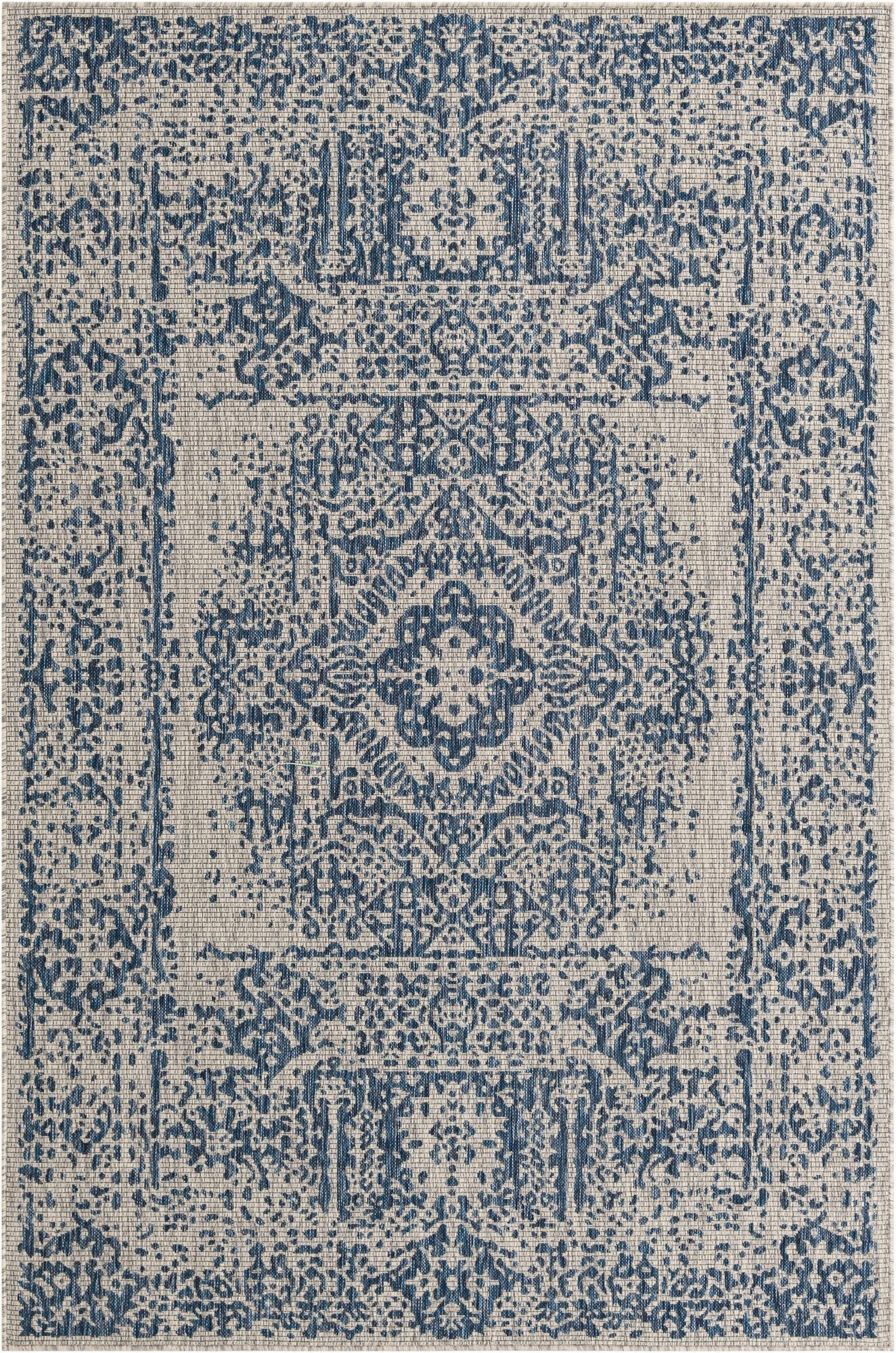 Primary image 6' x 9'  Washable Traditional Indoor / Outdoor Rug