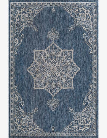6' x 9' Easy-Clean Traditional Indoor / Outdoor Rug