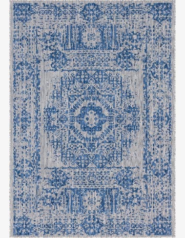 7' x 10' Easy-Clean Traditional Indoor / Outdoor Rug