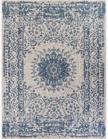 9' x 12' Easy-Clean Traditional Indoor / Outdoor Rug