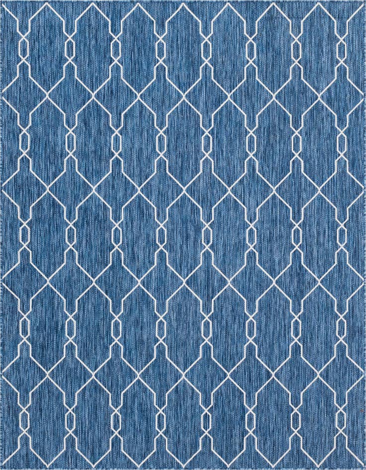 Detail image of 7' x 10' Easy-Clean Trellis Indoor / Outdoor Rug