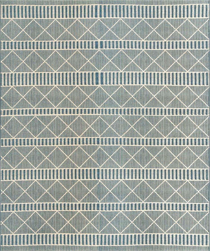 Detail image of 7' 10 x 10' Easy-Clean Trellis Indoor / Outdoor Rug