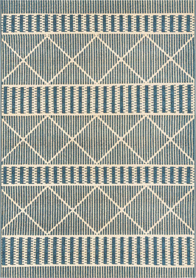 Detail image of 4' x 6' Easy-Clean Trellis Indoor / Outdoor Rug