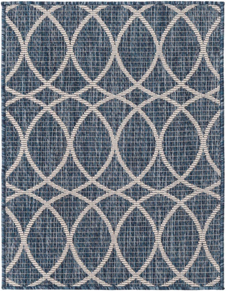 Detail image of 2' x 3' Easy-Clean Trellis Indoor / Outdoor Rug