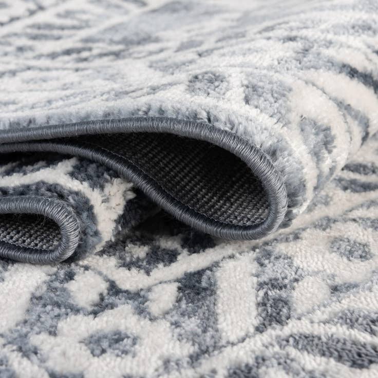 Detail image of 2' x 3' Oxford Rug