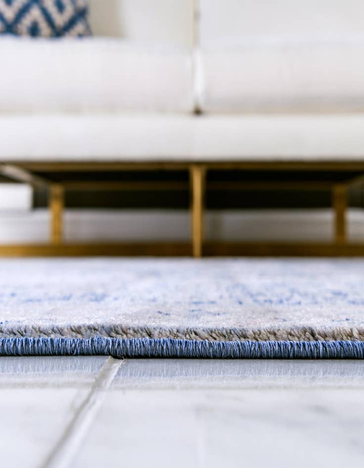 Detail image of 8' x 10' Oxfordshire Rug