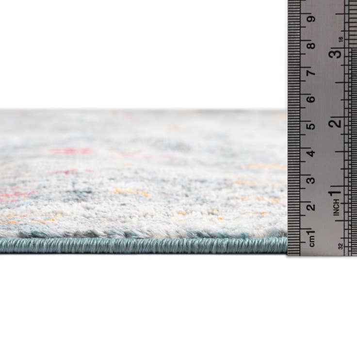 Detail image of 4' 3 x 6' Paragon Rug