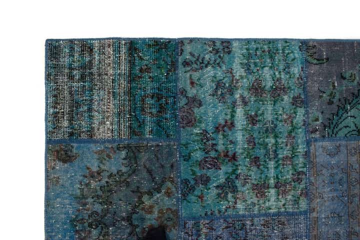 6' 10 x 9' 7 Patchwork Rug