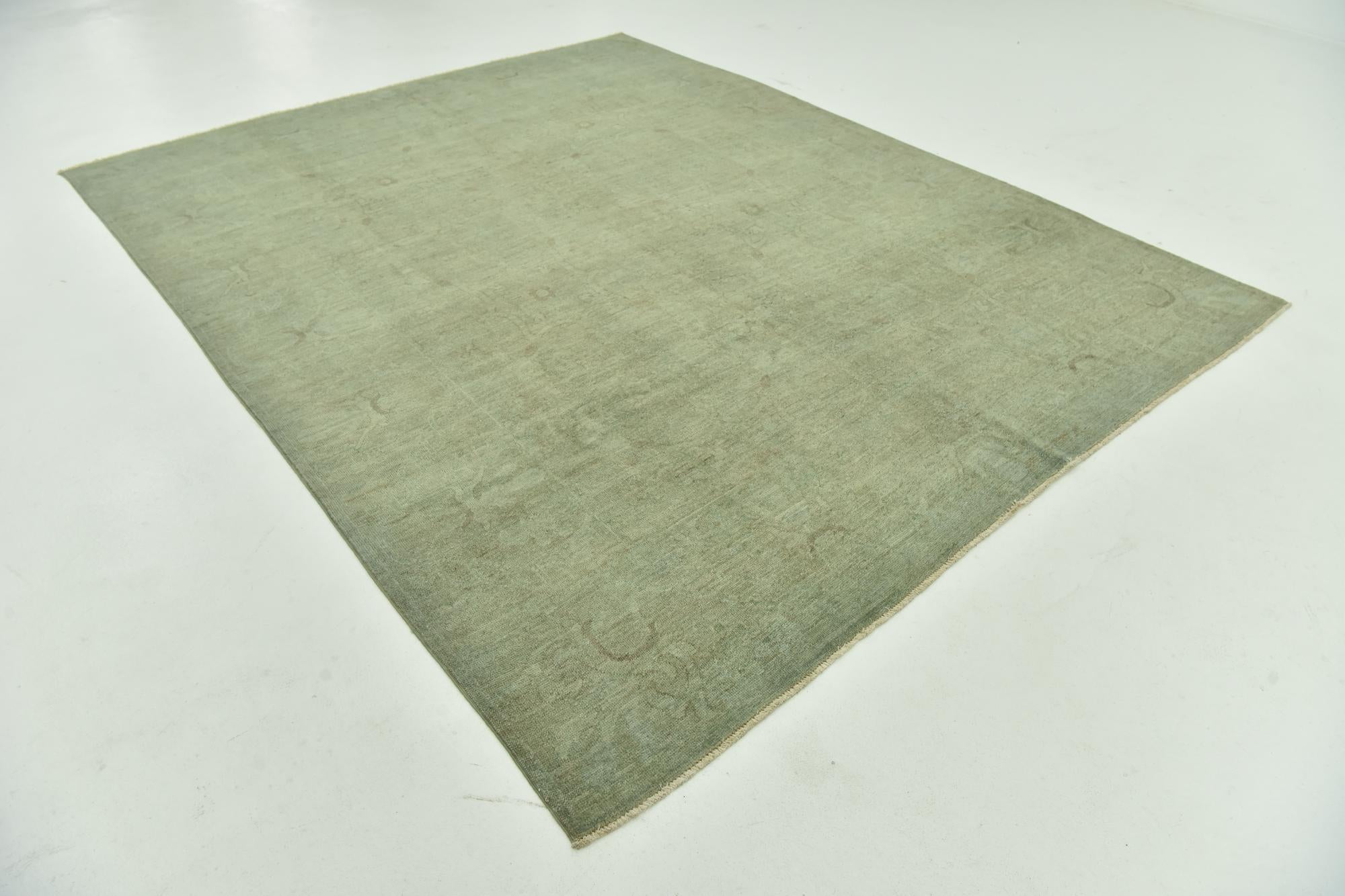 7' 9 x 9' 11 Hand Knotted Peshawar Ziegler Wool Rug