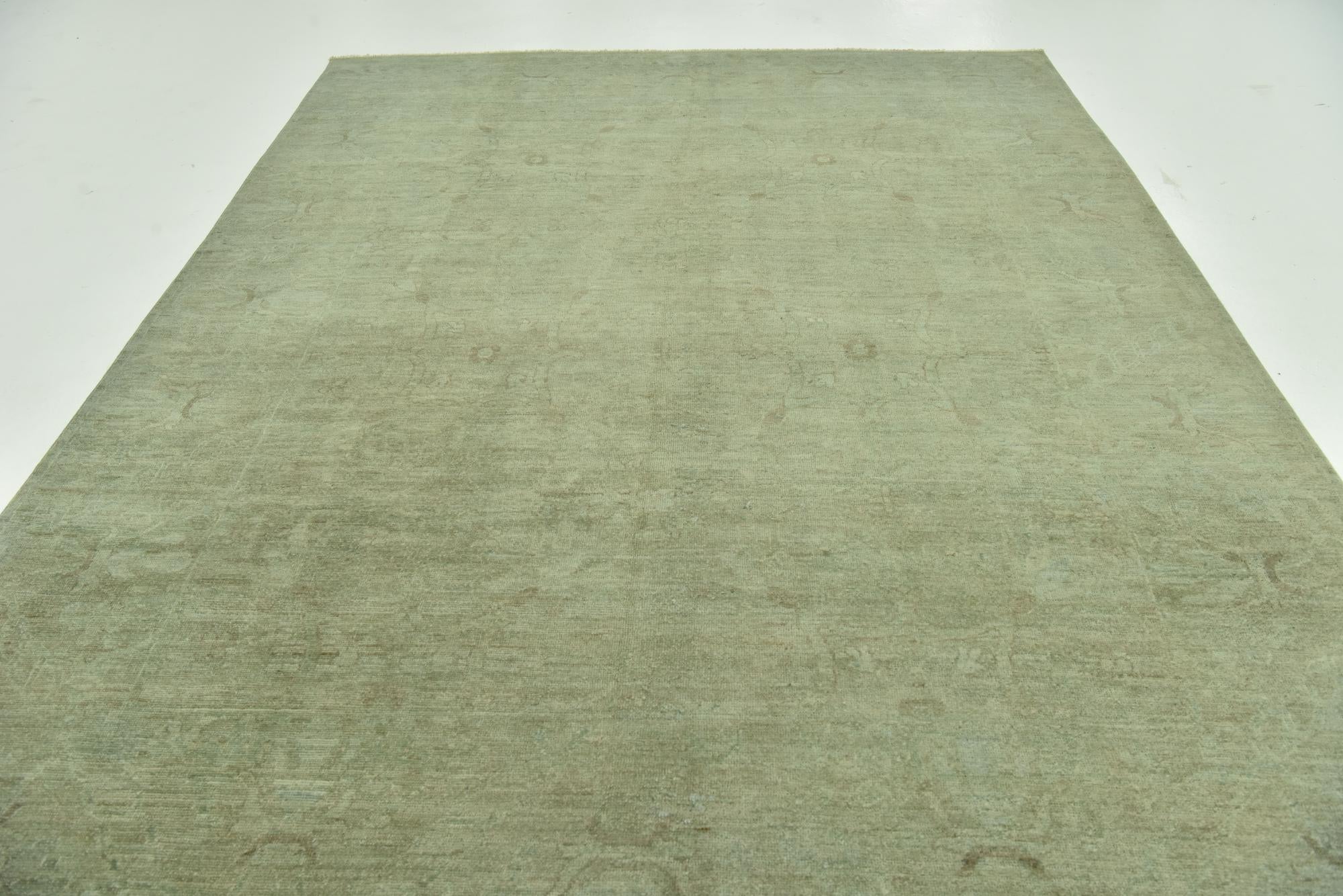 7' 9 x 9' 11 Hand Knotted Peshawar Ziegler Wool Rug