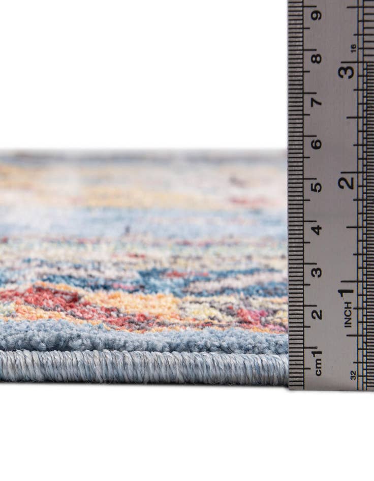 Detail image of 6' x 9' Prism Rug