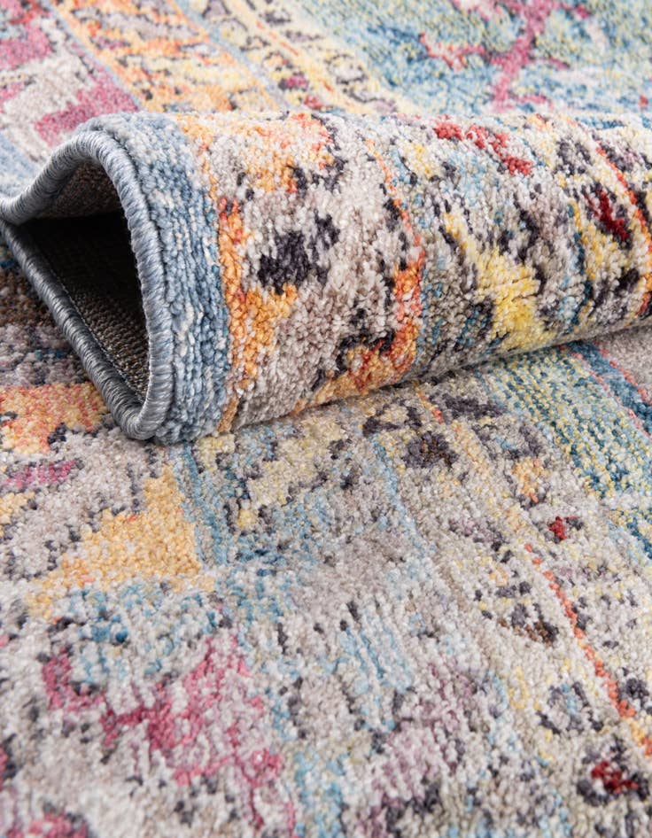 Detail image of 6' x 9' Prism Rug