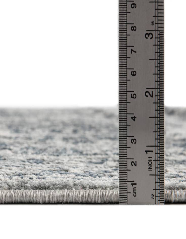 Detail image of 6' x 9' Prism Rug