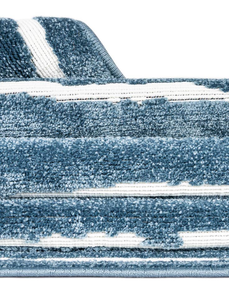 Detail image of 9' x 12' 2 Easy-Clean Sabrina Soto Ola Indoor / Outdoor Rug