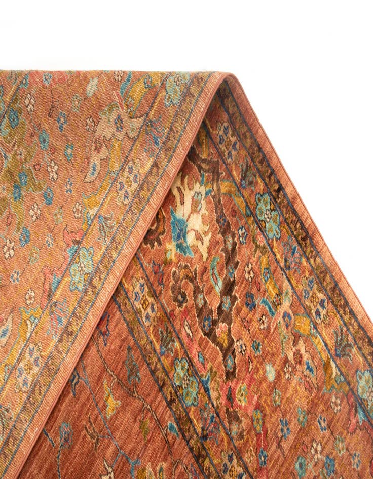 Detail image of 8' 1 x 11' 5 Samarkand Wool Rug