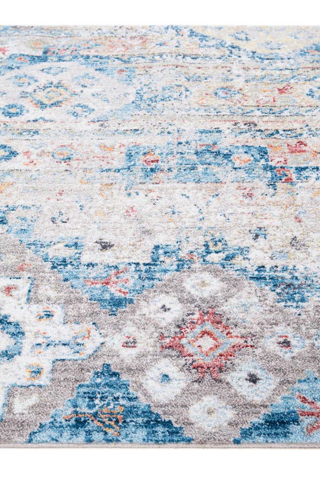 Detail image of 5' 2 x 8' Santa Fe Rug