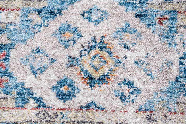 5' 2 x 8' Santa Fe Rug