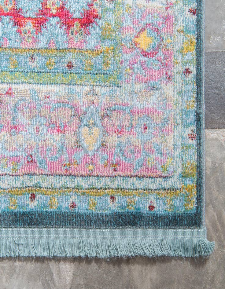 Detail image of 2' 2 x 3' Santiago Rug