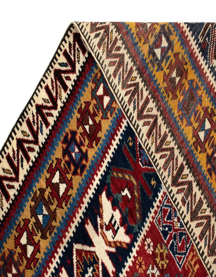 Detail image of 4' 11 x 9' 4  Hand Knotted Schirwan Rug