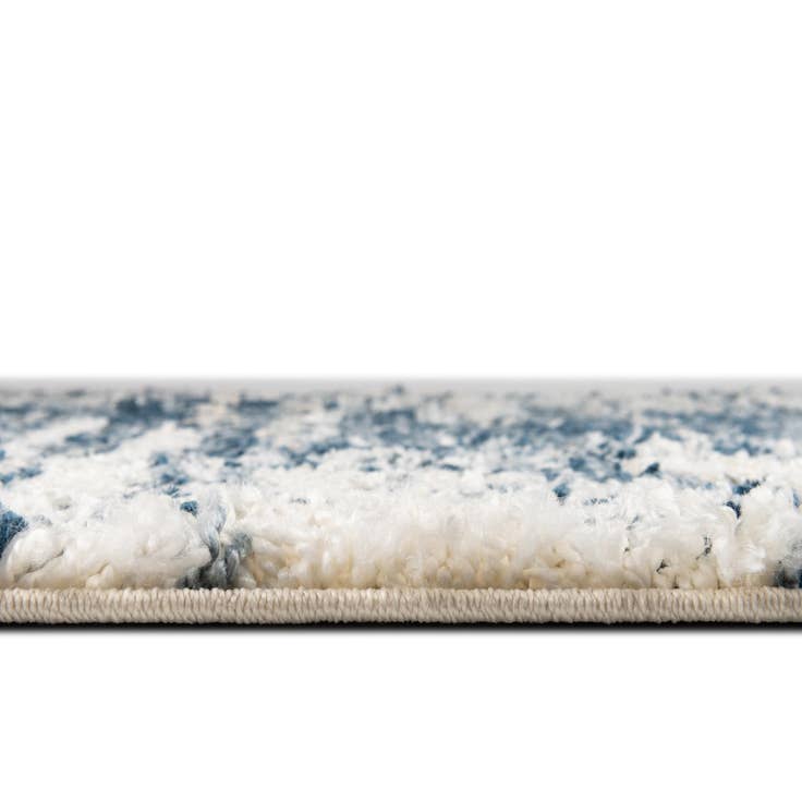 Detail image of 4' x 6' Serenity Shag Rug