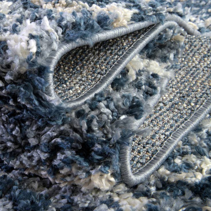 Detail image of 7' x 10' Serenity Shag Rug