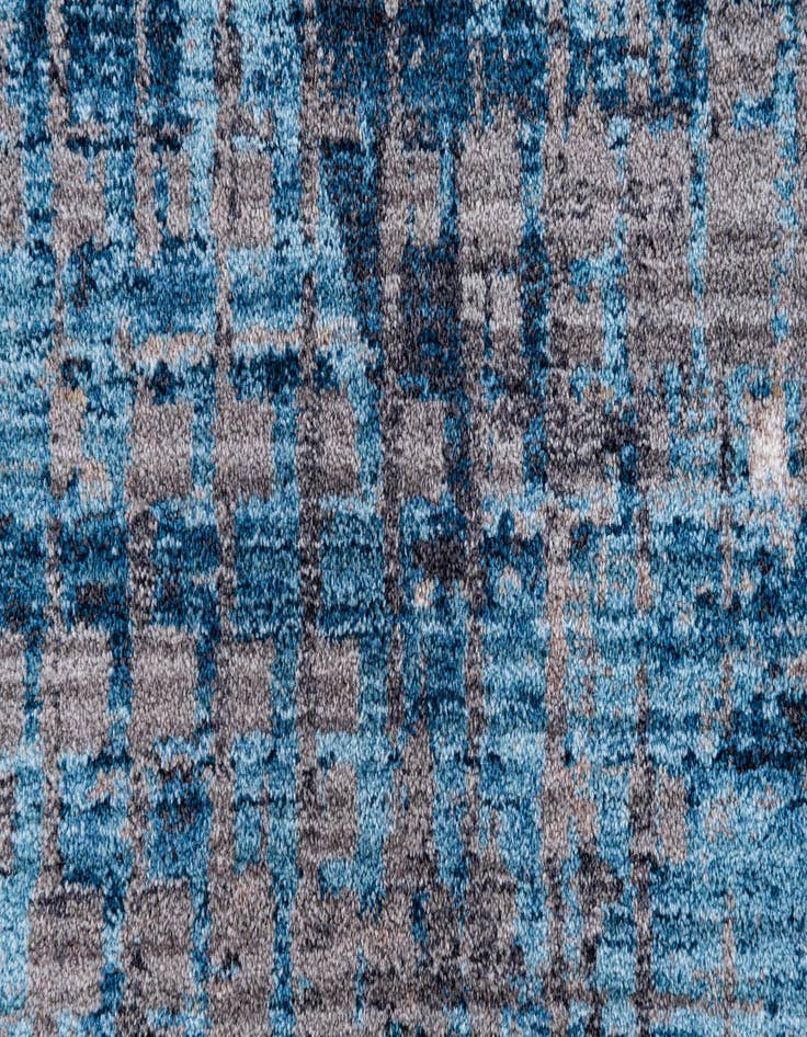 Detail image of 5' 3 x 7' 7 Sevilla Rug