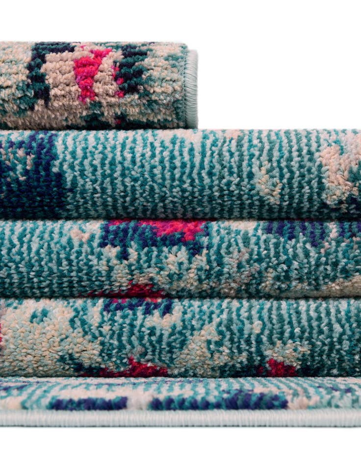 Detail image of 3' 3 x 5' 3 Washable Sevilla Rug