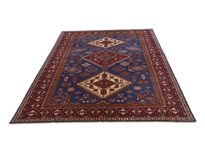 5' 7 x 7' 10 Hand Knotted Shirvan Rug