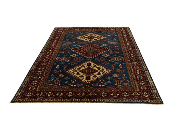 Detail image of 5' 7 x 7' 10 Hand Knotted Shirvan Rug