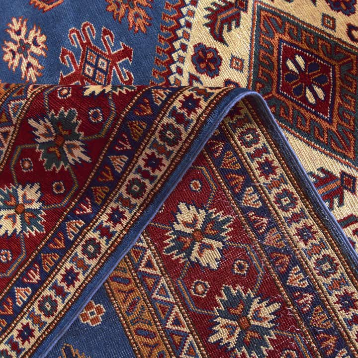 5' 7 x 7' 10 Hand Knotted Shirvan Rug