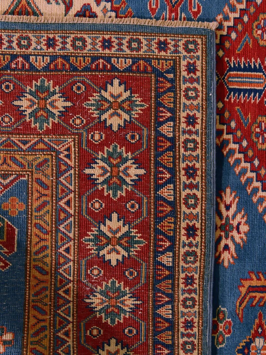 Detail image 12 of 12: 5' 7 x 7' 10 Hand Knotted Shirvan Rug