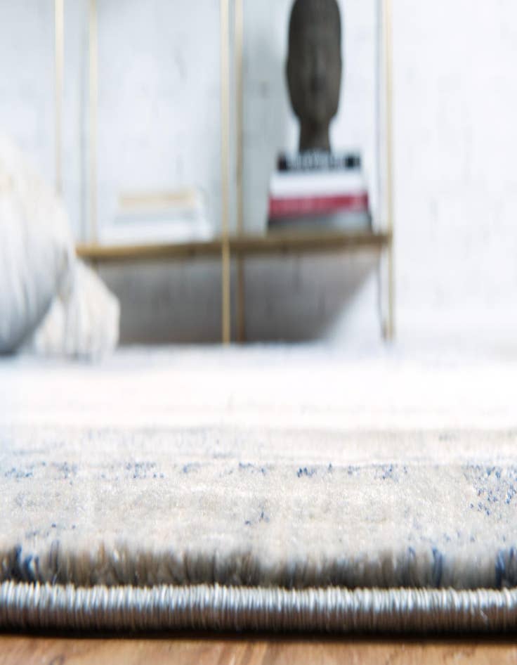 Detail image of 8' x 10' Solaris Rug