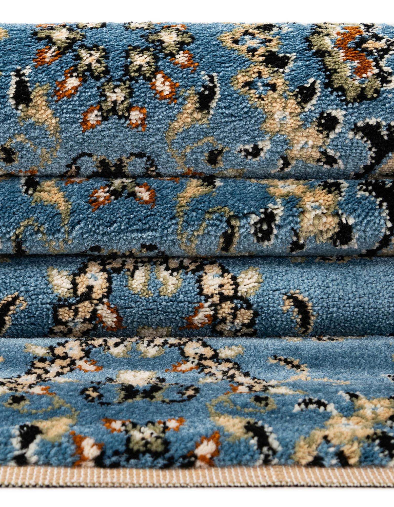 2' 8 x 82' 6 Tabriz Design Rug