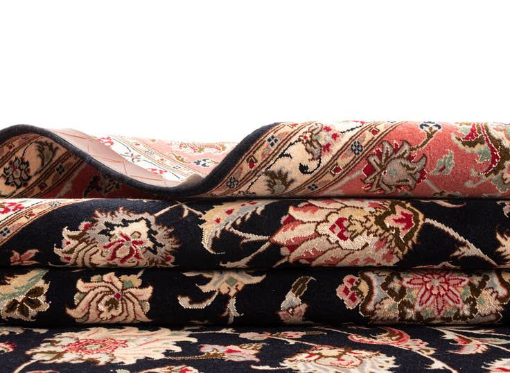 Detail image of 6' 8 x 8' 9 Tabriz Rug