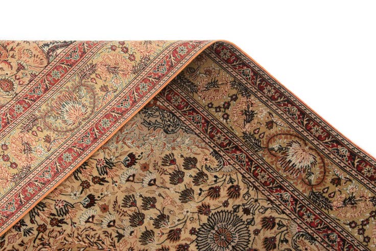 Detail image of 6' 3 x 9' 11 Tabriz Rug