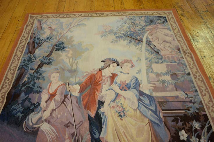 Detail image of 4' 2 x 5' 6 Tapestry Wool Rug