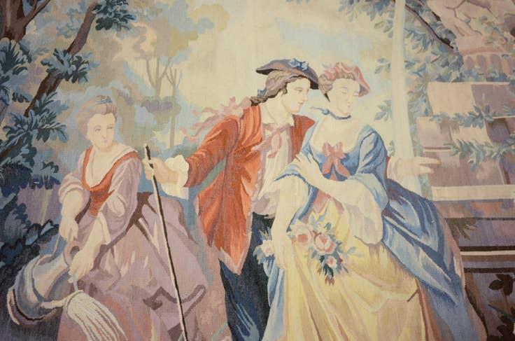 Detail image of 4' 2 x 5' 6 Tapestry Wool Rug