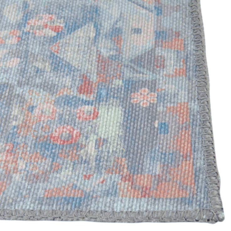 Detail image of 8' 4 x 12' Washable Timeless Rug