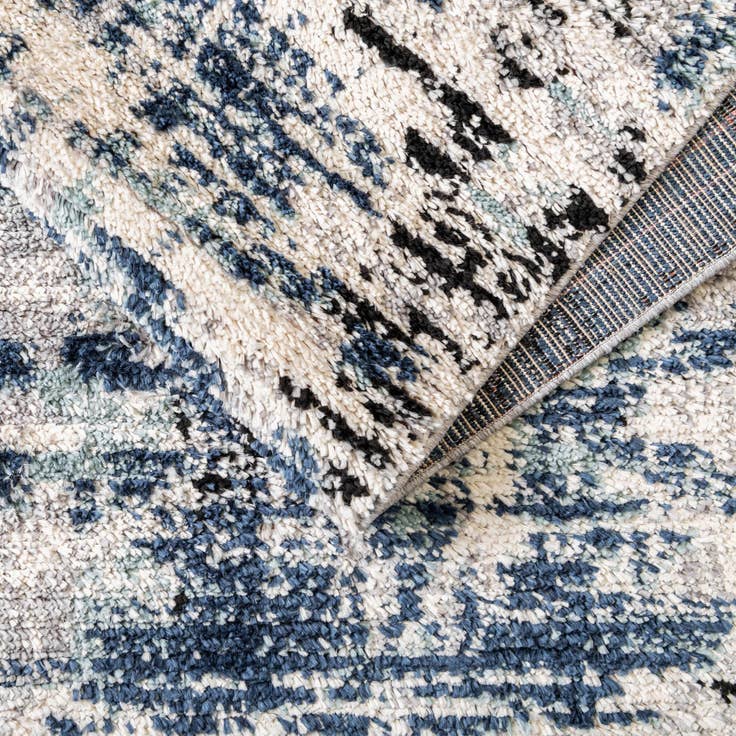 Detail image of 10' x 14' Tucson Rug