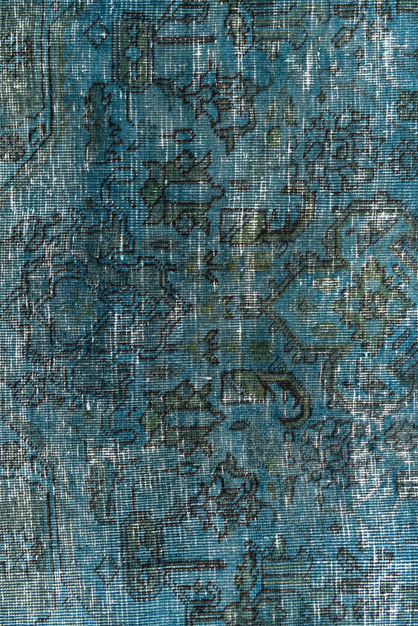 5' 9 x 9' Hand Knotted Ultra Vintage Persian Wool Rug