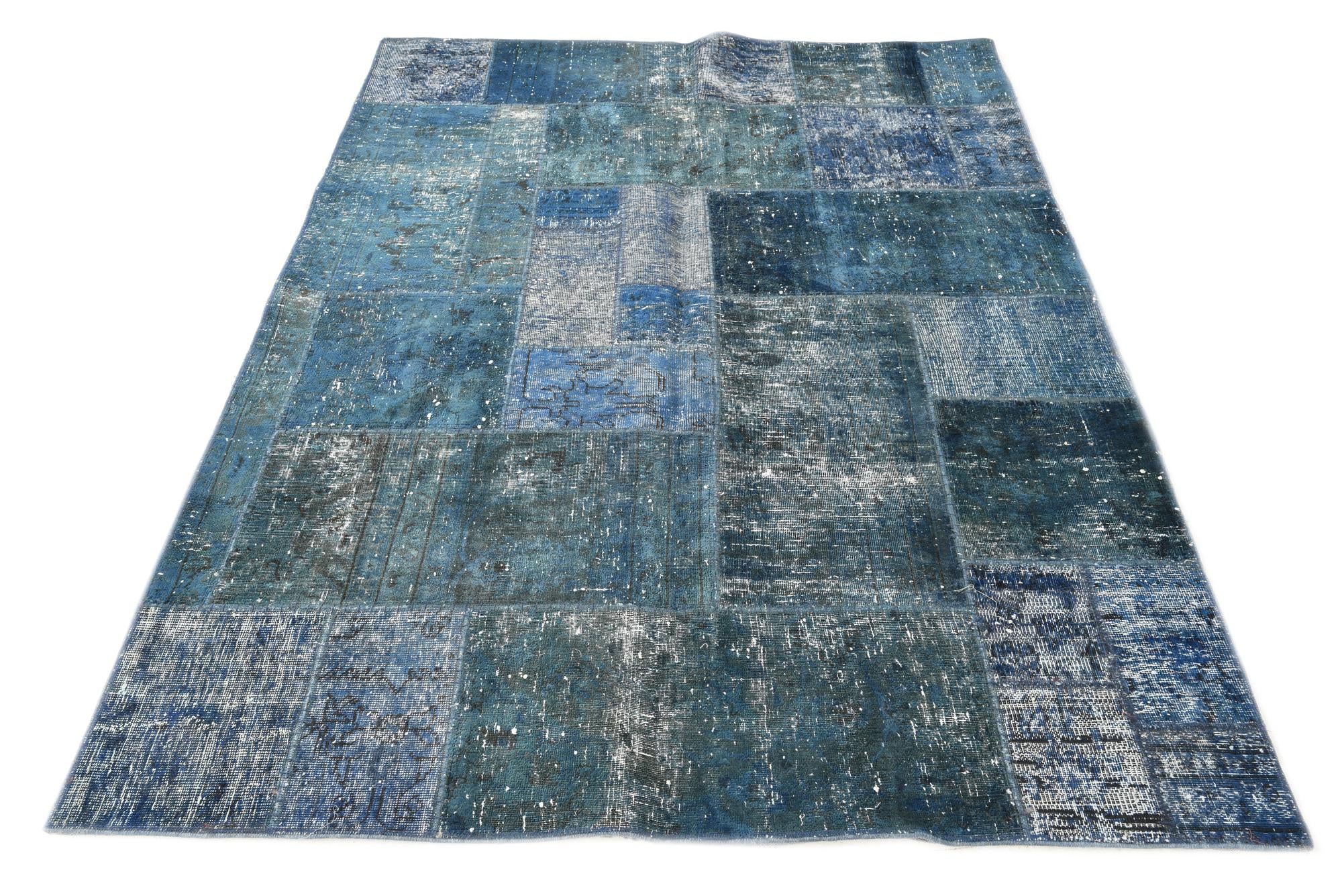4' 11 x 6' 9 Hand Knotted Ultra Vintage Persian Wool Rug