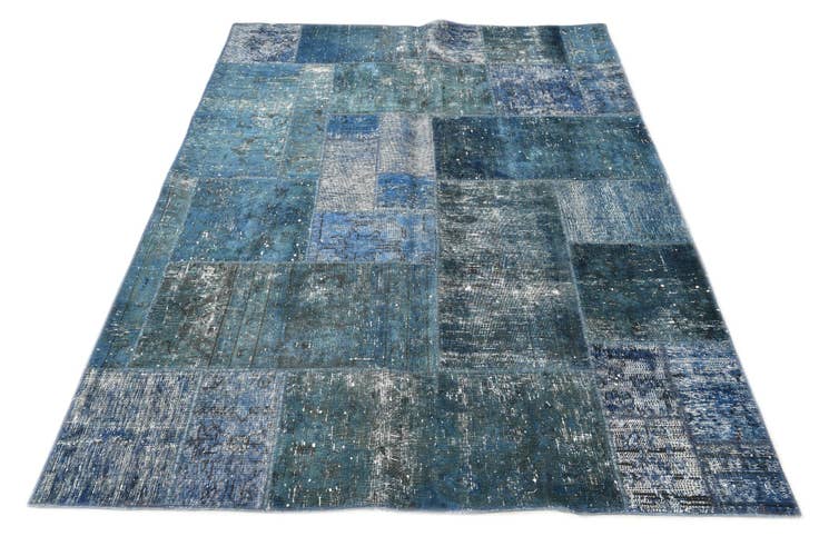 Detail image of 4' 11 x 6' 9 Hand Knotted Ultra Vintage Persian Wool Rug